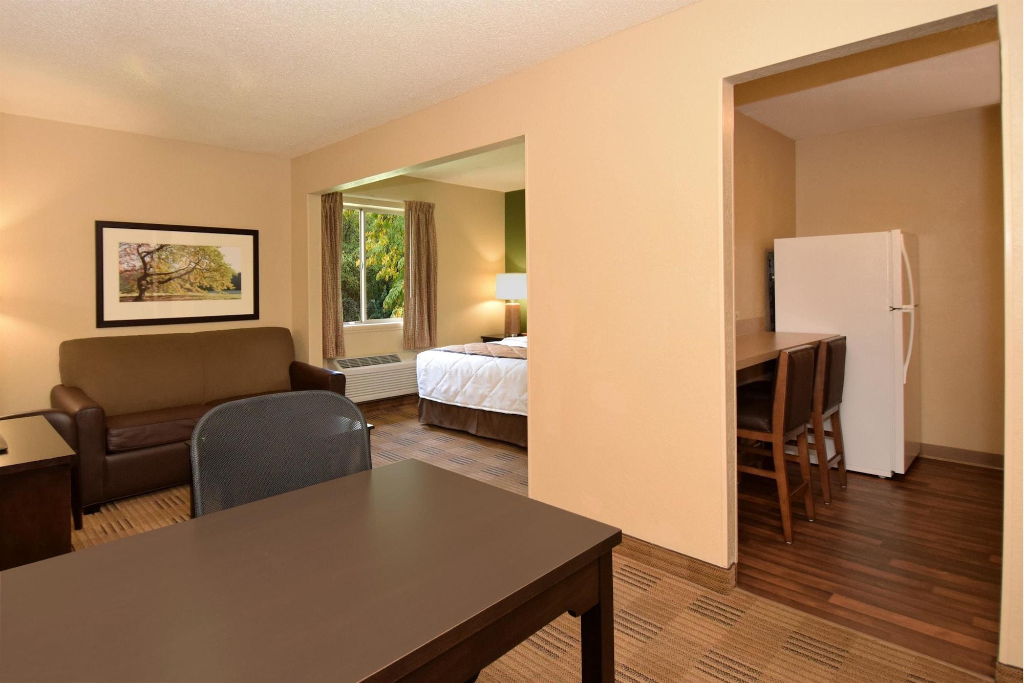 Extended Stay America Suites - Cleveland - Мидлберг-Хайтс Экстерьер фото