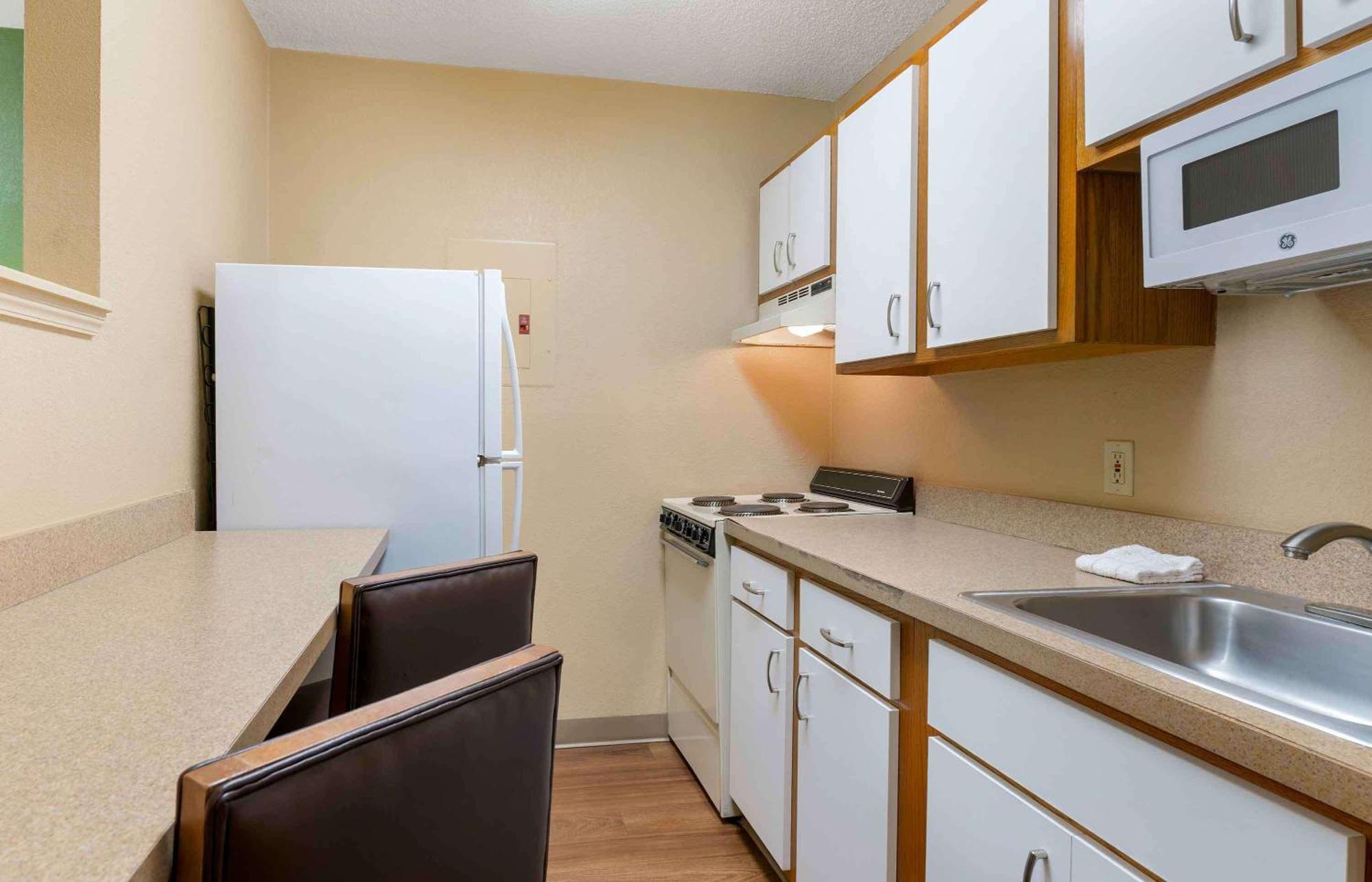 Extended Stay America Suites - Cleveland - Мидлберг-Хайтс Экстерьер фото