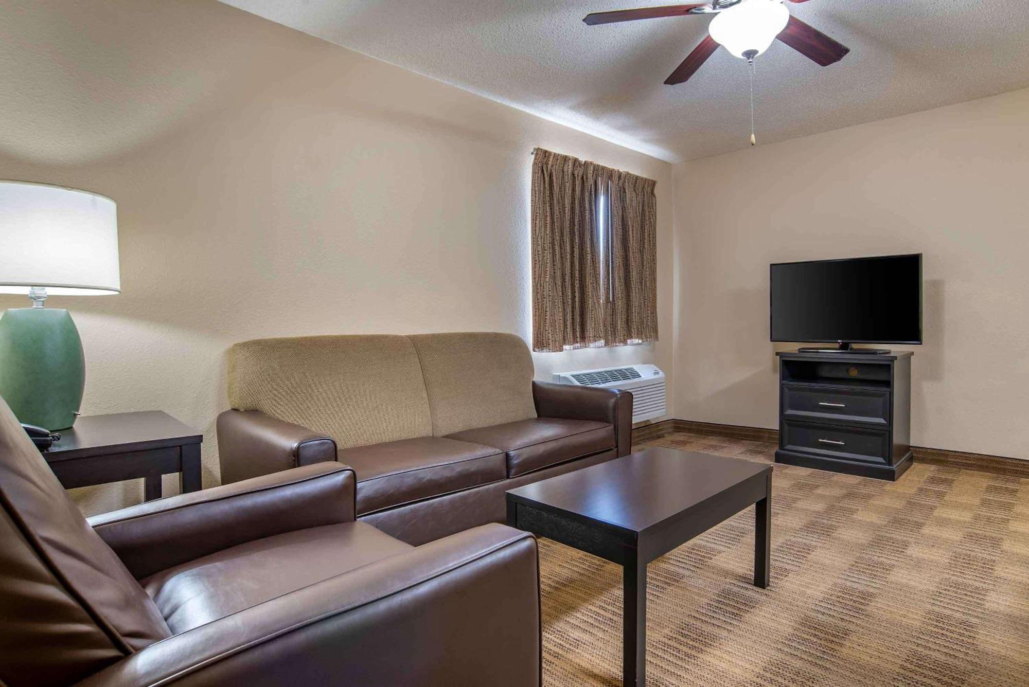 Extended Stay America Suites - Cleveland - Мидлберг-Хайтс Экстерьер фото